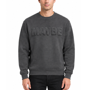 Sweat-shirt à col rond personnalisé en gros, gris foncé avec inscription « MAYBE » en relief - Product Image 1
