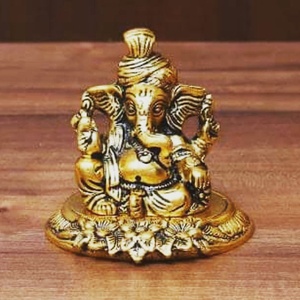 Estatua de Latón del Dios Ganesha, Hecha a Mano, Tradicional, para Decoración del Hogar, Elegante Pagdi Ganesha Murti - Product Image 1