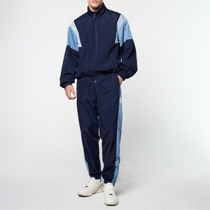 Conjunto Deportivo Personalizado al por Mayor, Chaqueta con Cremallera y Pantalones, 100% Nailon, Impresión por Sublimación, Ropa Deportiva para Hombre - Product Image 4