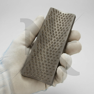 Fabricante Profesional de Escofres y Recortadoras de Pezuñas - Equipo Veterinario de Acero Forjado Duradero para Uso en Hospitales de Caballos y Animales - Product Image 5