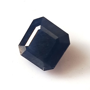 Saphir bleu naturel de 4,30 carats provenant de Birmanie, taille carrée octogonale facettée, non chauffé, pierre précieuse non montée - Product Image 2