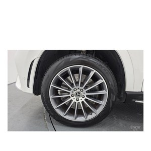 Mercedes-Benz GLE-Class GLE400d 4MATIC Coupé Direction à Gauche Diesel Boîte Automatique Caméra Arrière 15 719 km Décembre 2023 - Product Image 5