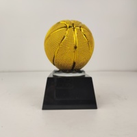 Trophée en métal en forme de petite boule dorée pour la compétition de football, basketball, soccer, récompense MVP, cadeau d'affaires, souvenir artisanal, vente en gros
