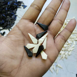 Pics décoratifs rustiques faits à la main en corne et os noir et blanc, durables, pour la maison et la décoration, à prix abordable - Product Image 5