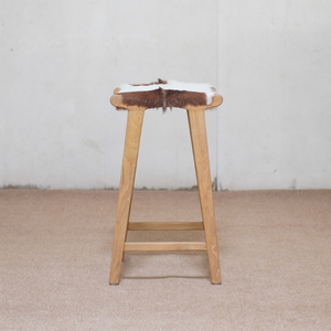 Taburete de Bar Moderno de Madera con Asiento de Cuero Genuino de Cabra, Diseño Rústico Redondo, Mueble de Bar Duradero para el Hogar - Product Image 2