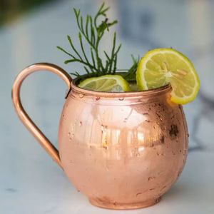 Taza Moscow Mule de Cobre Moderna y Ecológica de Daystar Trade, Acabado Martillado, Asa Clásica, Accesorio de Bar para Bebidas de Cóctel - Product Image 4