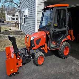 Tractor Kubota con cortacésped y retroexcavadora frontal - Venta de maquinaria Clean Fairy - Componentes principales incluidos - Product Image 6