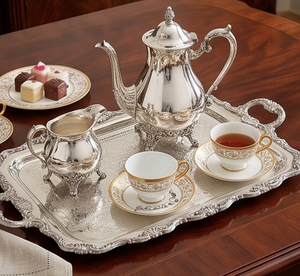 Plateau de service artisanal en métal poli avec motif Paisley, design vintage et poignées, idéal pour les mariages, les événements et l'usage domestique - Product Image 5
