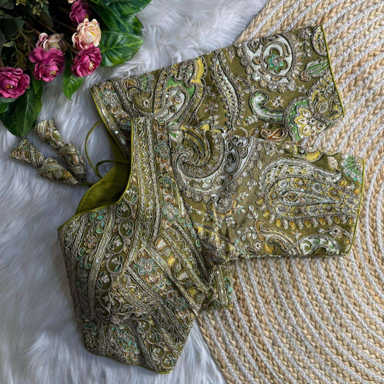 สีเขียว