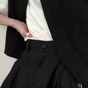 Pantalones Cortos Bermuda Plisados de Cintura Alta para Hombre, Color Sólido, Estilo Casual Elegante, Tejidos, con Cierre de Botones - Product Image 6