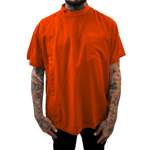 Camisa de Barbero Naranja de Manga Corta con Bolsillo en el Pecho, Transpirable, de Algodón, Ideal para Salón de Belleza, Corte, Peinado y Estilismo - Product Image 1