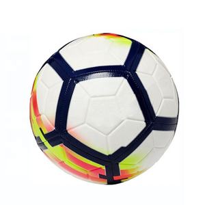 Ballon de football en cuir de haute qualité, cousu à la machine, taille 5, logo personnalisé, ballon de football tendance. - Product Image 3