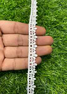 Dentelle GPO de haute qualité, fabriquée avec des fils fins pour une brillance et une durabilité durables. - Product Image 2