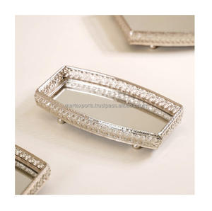 Bandeja de Servicio de Metal Hecha a Mano Chapada en Oro de Lujo, Acabado Pulido de Alta Calidad, Apta para Lavavajillas, Elegante, con Logotipo Personalizado - Product Image 4