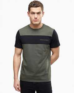 เสื้อยืดลำลองผู้ชายทรงปกติ แบรนด์ ONETEN APPARELS คอกลม แขนสั้น พิมพ์ลายโลโก้ด้านหน้า เป็นมิตรต่อสิ่งแวดล้อม - Product Image 1