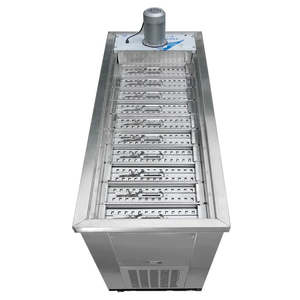 Machine à glaces Kolice BPZ-10A Ten Slim-Mold de style brésilien pour la production de bâtonnets glacés - Product Image 3