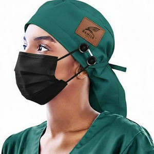 Chapeaux d'infirmière ajustables en coton 100% avec imprimé de dessins animés, vente en gros, chapeaux d'uniforme médical respirants avec boutons - Product Image 1