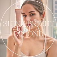 DELLA BORN Coréen Collagène PDRN SPF50 PA++++ Crème Solaire Éclaircissante & Anti-Âge Correctrice de Teint Protection Visage OEM Marque Privée