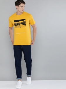 Camiseta Amarilla de Manga Corta para Hombre con Estampado de Foto de Carretera, Corte Regular, Cuello Redondo, 100% Algodón Jersey, Transpirable - Product Image 5
