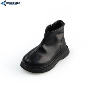 รองเท้าบูทนักเรียนแบบขายส่ง สวมใส่สบาย น้ำหนักเบา เหมาะสำหรับใส่ทุกวัน - Product Image 2