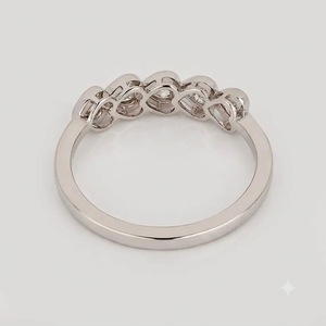 แหวนเพชร IGI Certified Lab Diamond ทองคำขาว 18K 0.45 กะรัต สี E ความสะอาด VS1 ทรงหัวใจแบบ Bezel แหวนครึ่งวงนิรันดร์ แหวนแต่งงาน เครื่องประดับชั้นดี - Product Image 5