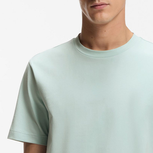 T-shirt décontracté pour homme de haute qualité, design élégant et simple, avec logo personnalisé / service de conception OEM, vêtements décontractés - Product Image 3