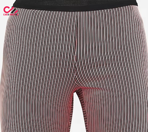 Pantalones Cortos Deportivos de Compresión Sólidos de Talla Personalizada y Diseño Personalizado, de Secado Rápido, Ecológicos, Servicio OEM, Pantalones Cortos para Hombre de Alta Calidad - Product Image 4