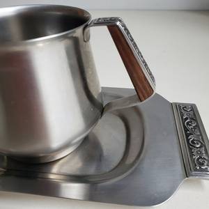 Jarra Multiusos de Acero para Crema, Café, Té y Postres - Product Image 3