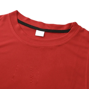 เสื้อกล้ามผู้ชายแบบสบายๆ ระบายอากาศได้ดี รุ่นใหม่ OEM ผ้าฝ้าย 100% คอวี ปรับแต่งได้ตามต้องการ แห้งเร็ว เป็นมิตรกับสิ่งแวดล้อม คุณภาพสูง - Product Image 5