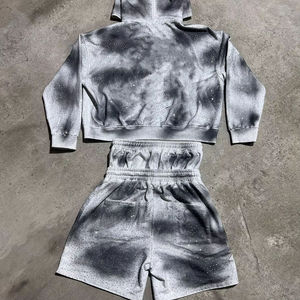 เสื้อฮู้ดดี้โอเวอร์ไซส์ผู้ชายแบบสั่งทำพิเศษ ลายดาวปักเพชร ซิปหน้า ผ้าฟลีซออร์แกนิค 100%  ย้อมสีแบบ Acid Wash  พร้อมกางเกงขาสั้นสไตล์สตรีทแวร์ - Product Image 4