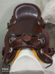 Pedido a granel disponible Hermoso tallado a mano de cuero real Western Barrel Racing Saddle Pleasure Trail Riding Style - Product Image 5