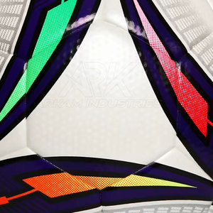 Balón de Fútbol Profesional de Calidad Superior con Paneles Resistentes, Ideal para Prácticas y Partidos - Product Image 6