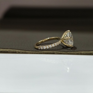 Anillo de Compromiso de Lujo con Diamante de Laboratorio de 5 Quilates, Corte Brillante Redondo, E VS1, Oro Amarillo de 14K, Certificado IGI, para Bodas y Aniversarios - Product Image 5