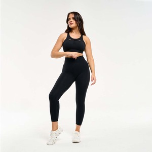 Conjuntos de dos piezas para mujer de calidad premium, color negro, OEM, leggings Ascend con bolsillos, suaves, elásticos y de compresión, cintura alta. - Product Image 6