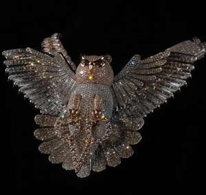 Pendentif hibou ailé en moissanite VVS1 fait main pour homme, sans chaîne, en argent sterling 925 avec diamants entièrement sertis - Product Image 4