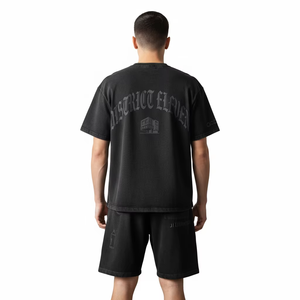 Camisetas de hombre de algodón 100% con estampado de diseñador de marca famosa, estilo hip-hop urbano, de lujo, con relieve personalizado, tallas grandes, conjunto corto, venta al por mayor - Product Image 2
