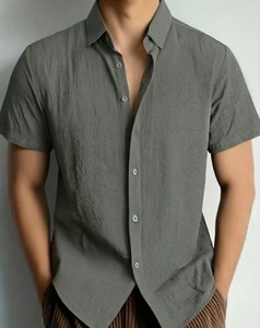 Camisa de Hombre con Hombros Caídos, Manga Corta, Color Sólido, Corte Holgado con Cuello Camisero, Estilo Vintage para Uso Casual en Vacaciones - Product Image 1