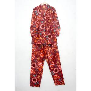 Magnifique ensemble de pyjama 100 % coton pour femme, robe de nuit imprimée à la main avec motifs floraux, tenue de nuit d'été confortable, ensemble de pyjama. - Product Image 4