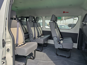 Producto TOP USADO en Perfectas Condiciones, Toyota Hiace 2025, Tracción Trasera, Motor V6 de 3.5L a Gasolina, Transmisión Manual de 6 Velocidades, 277 bhp, 13 Asientos, LISTA PARA USAR - Product Image 2