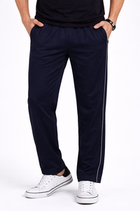 Pantalones Deportivos Navy Active Comfort para Hombre – Un prenda esencial elegante para el día a día, fabricada con materiales ligeros, diseñada para un movimiento flexible. - Product Image 4