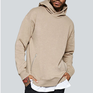Sudadera con capucha de estilo moderno, personalizada con impresión por sublimación, 100% algodón, mangas largas, estilo pullover, teñida en color liso. - Product Image 5