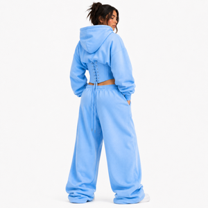 Ensemble de survêtement de détente pour femme en coton premium, comprenant un sweat à capuche court à coupe corset bleu glace et un pantalon de survêtement à jambes larges, style mode - Product Image 3