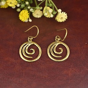 Servicios de Etiquetado para Artesanía Metálica: Pendientes de Latón con Código de Barras, Pendientes de Latón de Color Sólido, Pendientes de Metal Personalizados de Fábrica - Product Image 6