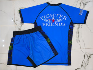 Ensemble Rashguard et Short de Compression pour Entraînement de Grappling MMA No-Gi et Arts Martiaux – Ajustement Optimal et Durabilité - Product Image 2