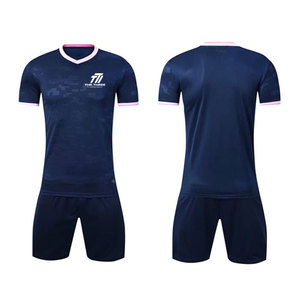 Uniforme de Fútbol para Hombre, Resistente y Transpirable, Material de Malla Ligero, Conjunto de Camiseta y Pantalones Cortos, Servicio OEM, Personalizable para Equipos - Product Image 1