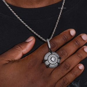 Colgante de medallón de cúpula de moissanita, Plata de ley 925, Joyería hecha a mano, Estilo Hip Hop - Product Image 3