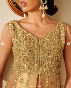 SADIA AUN HUTE COUTURE Golden Embroidered Silk Formal Ethnic Saree Keyhole <b>Back</b> Traditional Indian Wedding Wear for <b>Women</b> Quick - Product Image 3