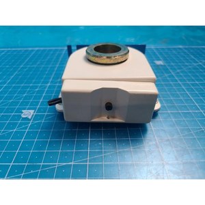 Transformateur de courant haute précision Differnz-Stormwandler CT600251, utilisé comme pièce détachée pour équipement semi-conducteur d'époque - Product Image 4