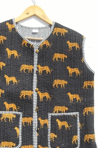 Algodón Tiger Hand Block Hand Made Kantha Print Chaqueta acolchada de algodón Chaqueta de abrigo para mujer - Product Image 4