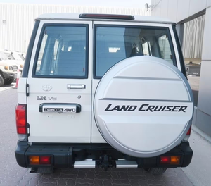 Toyota Land Cruiser GRJ 79DC VX LIM Facelift 2025 Pickup Double Cabine Véhicule utilitaire tout-terrain diesel 4x4 robuste - Product Image 2